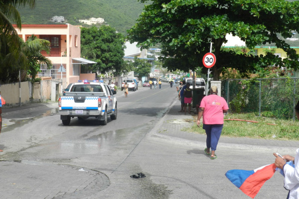 Cultural parade through St Peters Streets  – ilandvibez – st maarten agriculture 20140701209