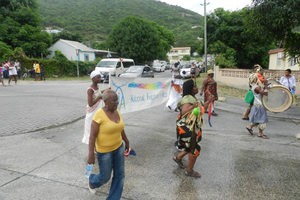 Cultural parade through St Peters Streets  – ilandvibez – st maarten agriculture 20140701226