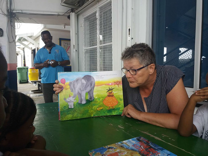 donation-Sister-Marie-Laurence-School-2018042606